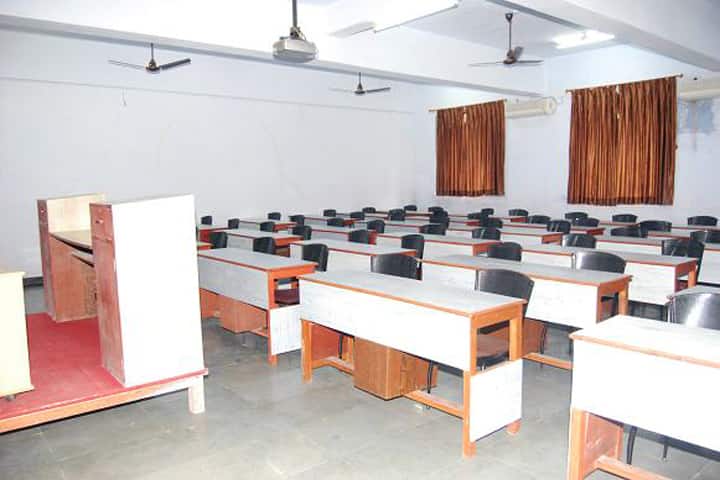 Hashmatrai and Gangaram Himathmal Mansukhani Institute of Management campus in Ulhasnagar, Maharashtra, India — photo 2