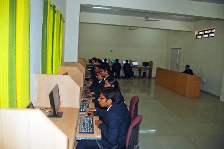 Brahma Valley Institute of Management campus in Nashik, Maharashtra, India — photo 4