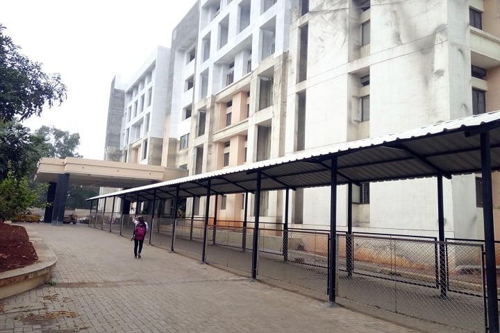 KK Wagh Arts campus in Nashik, Maharashtra, India — photo 1