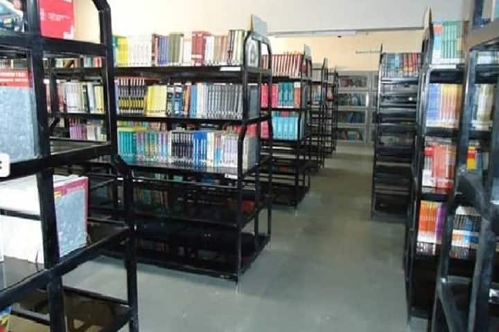 KK Wagh Arts campus in Nashik, Maharashtra, India — photo 6