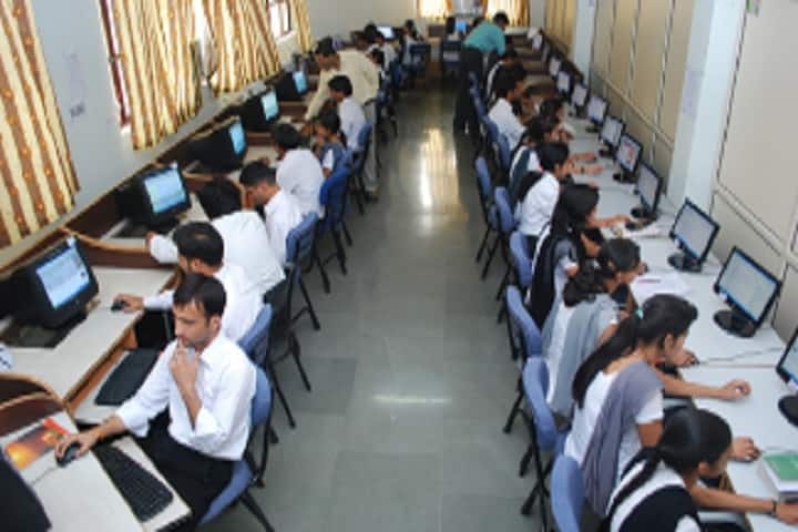 Sardar Vallabh Bhai Patel Subharati Institute of Law campus in Meerut, Uttar Pradesh, India — photo 4