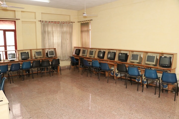 Lingaya's Institute of Health Sciences campus in Faridabad, Haryana, India — photo 3