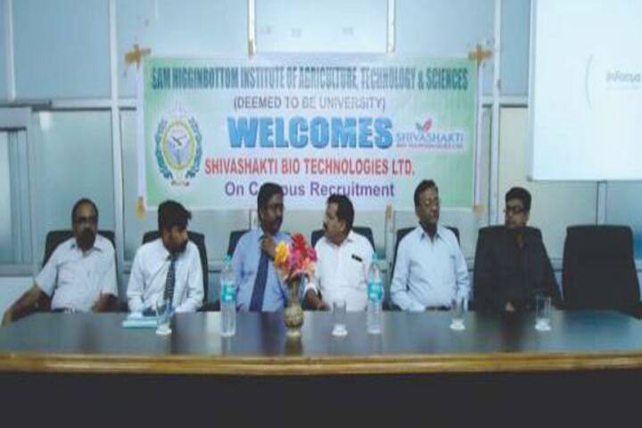 Christian School of Pharmacy campus in Allahabad, Uttar Pradesh, India — photo 1