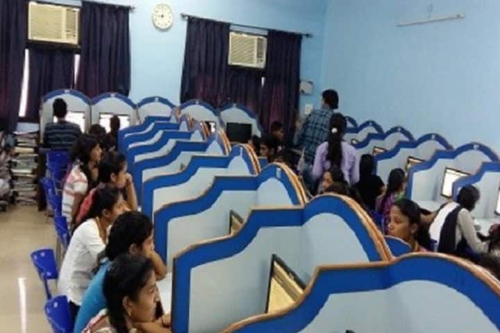 Dnyanprassarak Mandal's College and Research Centre campus in Bardez, Goa, India — photo 2