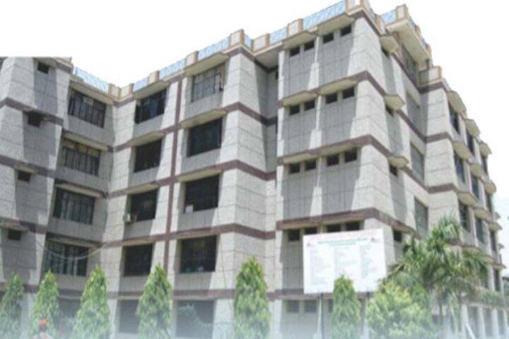 Maharana Pratap College For Women campus in Mandhana, Uttar Pradesh, India — photo 1