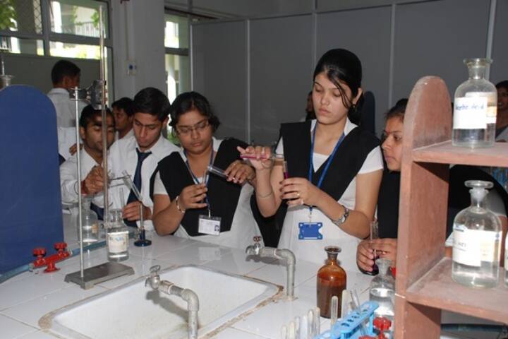 Shri Rawatpura Sarkar College of Physical Education campus in Datia, Madhya Pradesh, India — photo 5