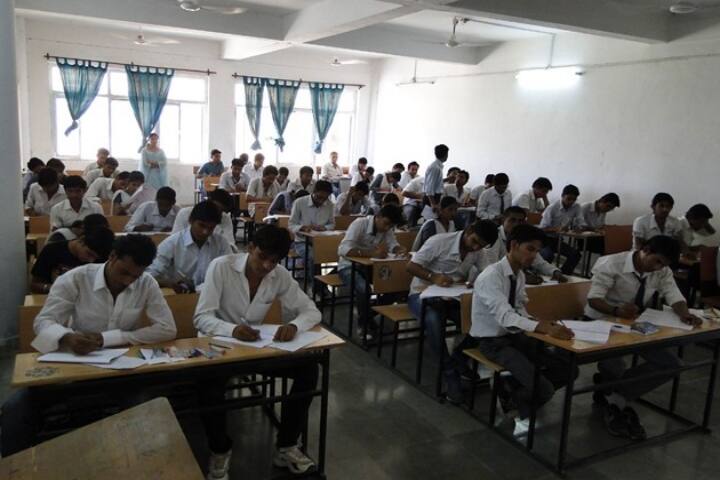 Shri Rawatpura Sarkar College of Physical Education campus in Datia, Madhya Pradesh, India — photo 6