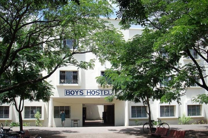 Shivnagar Vidya Prasarak Mandal's College of Commerce Science and Computer Education campus in Baramati, Maharashtra, India — photo 3