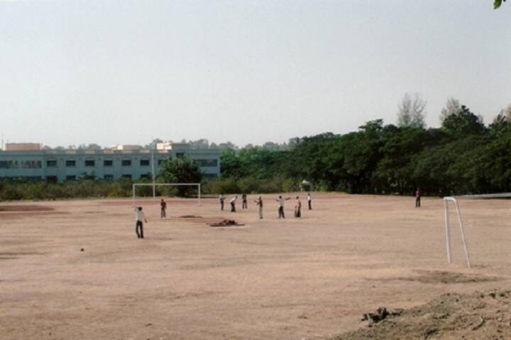 Shivnagar Vidya Prasarak Mandal's College of Commerce Science and Computer Education campus in Baramati, Maharashtra, India — photo 5