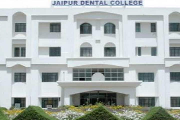 Jaipur Dental College campus in Jaipur, Rajasthan, India — photo 1