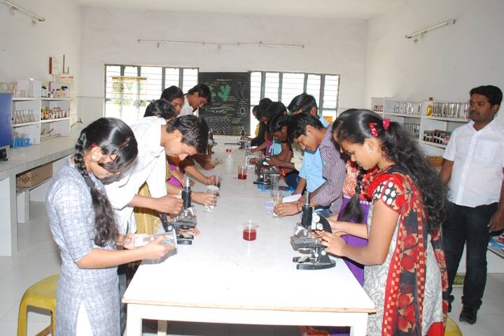 Vasishtha Degree and PG College campus in Kamareddy, Telangana, India — photo 3