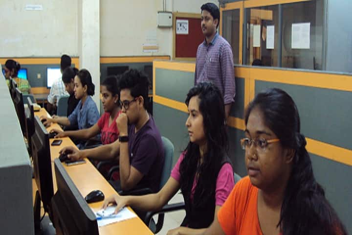 Institute of Technology Marine Engineering campus in Kolkata, West Bengal, India — photo 6