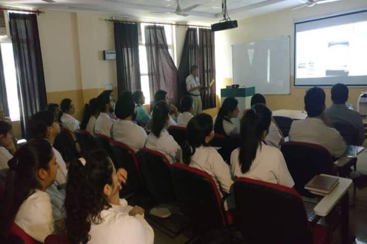 ITS Centre for Dental Studies and Research campus in Ghaziabad, Uttar Pradesh, India — photo 2