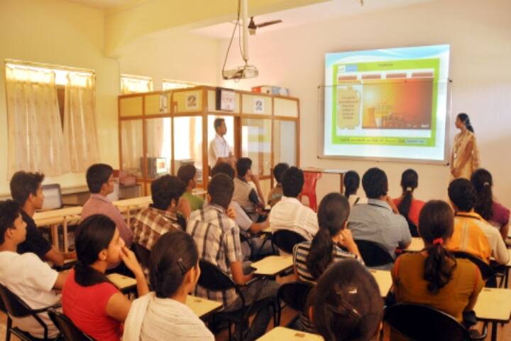 Vrajlal Manilal Vasant Commerce campus in Nagpur, Maharashtra, India — photo 2