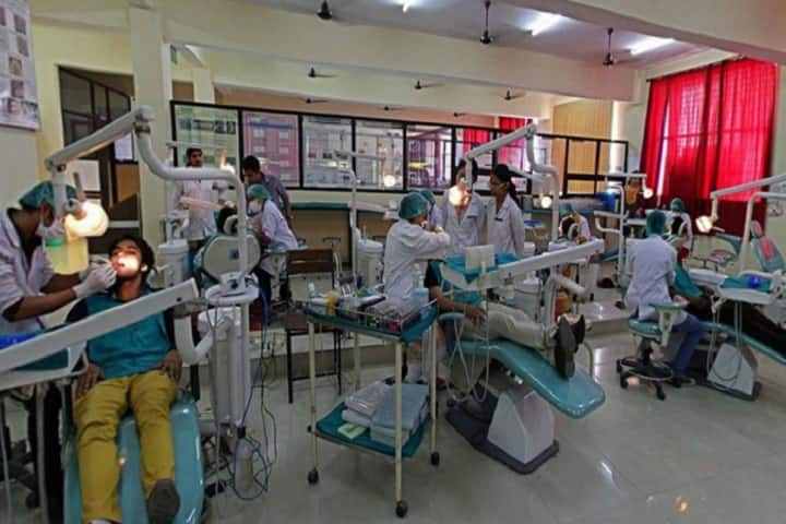 Inderprastha Dental College and Hospital campus in Ghaziabad, Uttar Pradesh, India — photo 3