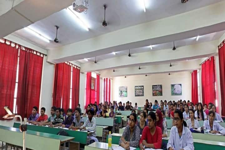 Inderprastha Dental College and Hospital campus in Ghaziabad, Uttar Pradesh, India — photo 4