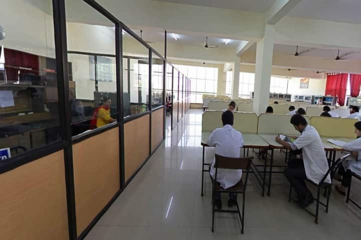 Inderprastha Dental College and Hospital campus in Ghaziabad, Uttar Pradesh, India — photo 5