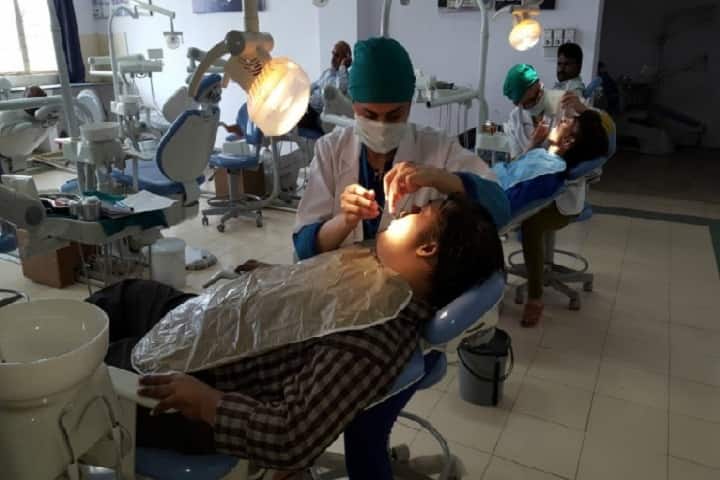 Hitkarini Dental College and Hospital campus in Jabalpur, Madhya Pradesh, India — photo 4
