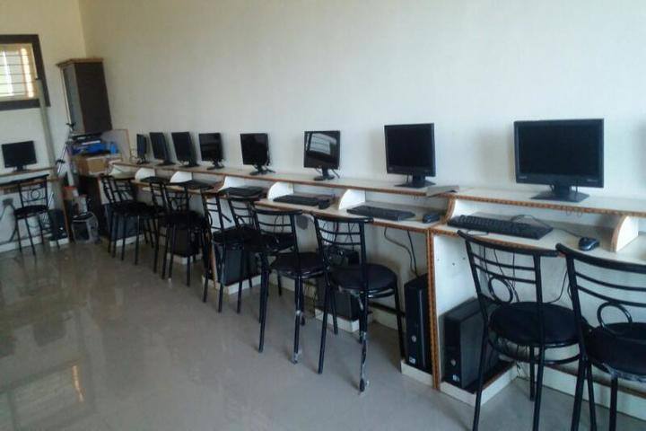 MIT College campus in Maunganj, Madhya Pradesh, India — photo 4