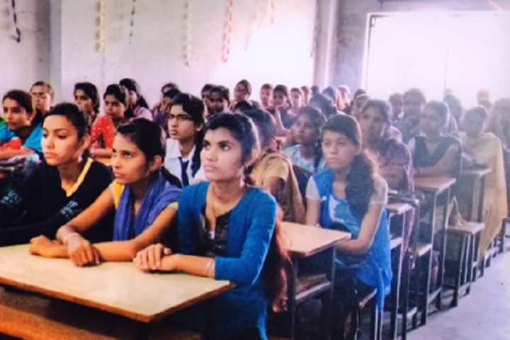 Yashoda Girls Arts And Commerce College campus in Nagpur, Maharashtra, India — photo 2