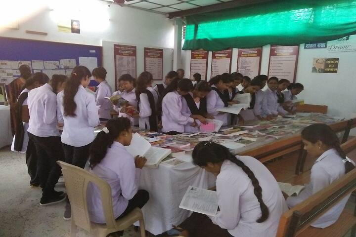Women's College of Arts and Commerce campus in Nagpur, Maharashtra, India — photo 4