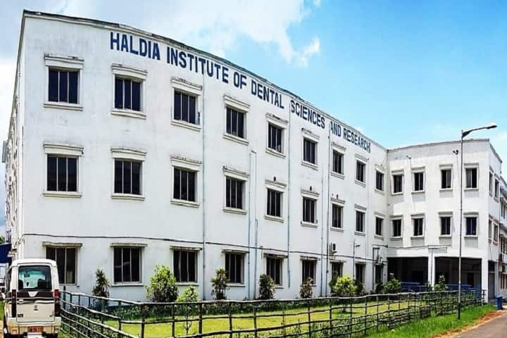 Haldia Institute of Dental Sciences and Research campus in Haldia, West Bengal, India — photo 1