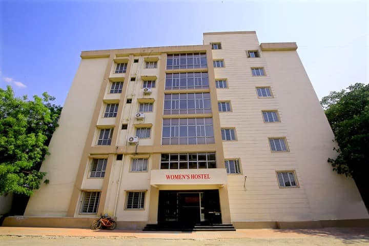 Mamata Medical College campus in Khammam, Telangana, India — photo 3