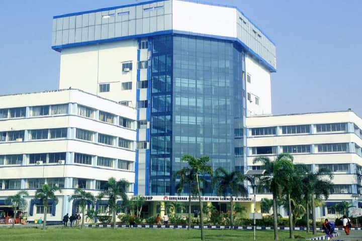 Guru Nanak Institute of Dental Science and Research campus in Kolkata, West Bengal, India — photo 1