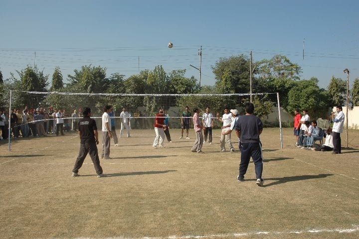 Guru Nanak Dev Dental College and Research Institute campus in Sangrur, Punjab, India — photo 2