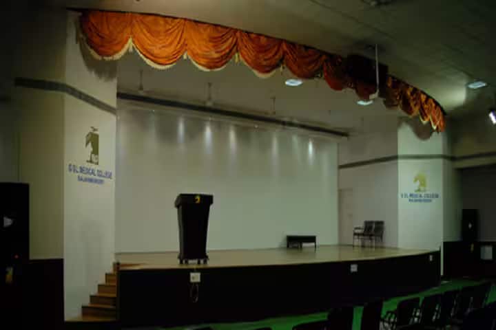 GSL Dental College campus in Lakshmipuram, Andhra Pradesh, India — photo 4