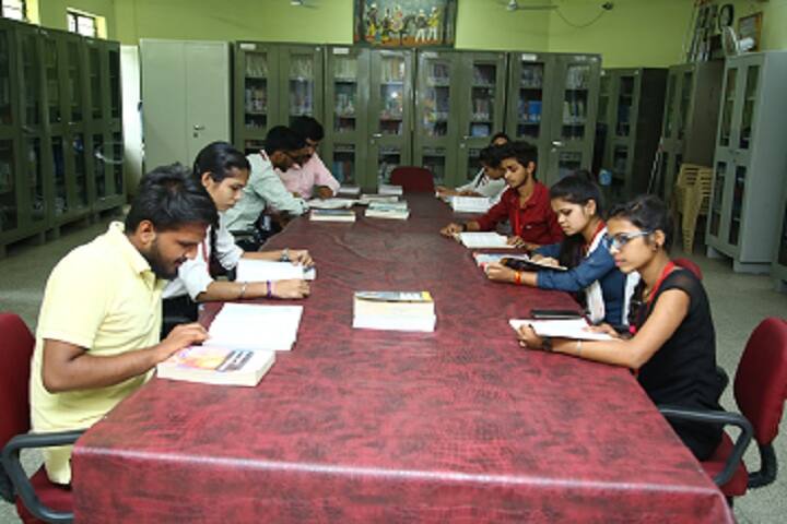 Shri Jain Diwakar College campus in Indore, Madhya Pradesh, India — photo 6