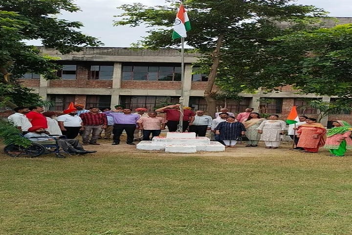 Government Institute of Textile Chemistry and Knitting Technology campus in Ludhiana, Punjab, India — photo 4