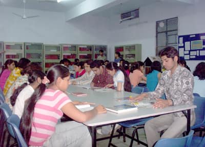 Delhi College of Advanced Studies campus in New Delhi, Delhi, India — photo 5