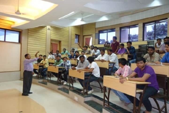 Padmashree Dr DY Patil College of Agriculture Business Management campus in Pune, Maharashtra, India — photo 6