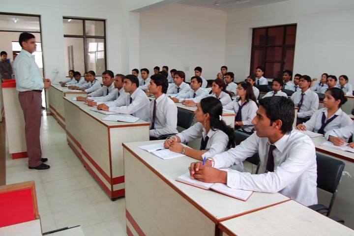 Sunderdeep Pharmacy College campus in Ghaziabad, Uttar Pradesh, India — photo 5