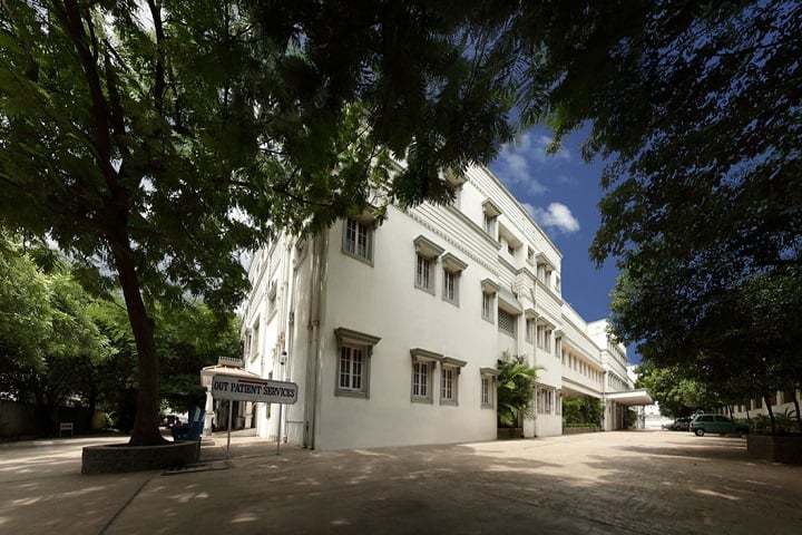 Kamineni Institute of Medical Sciences campus in Narketpally, Telangana, India — photo 2