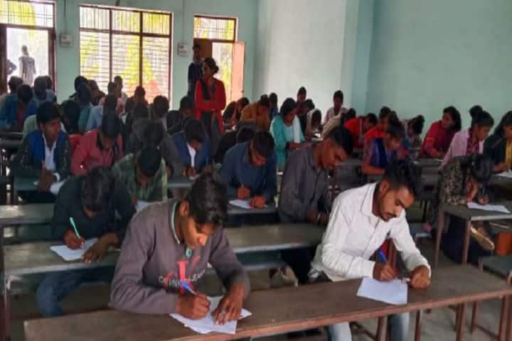 Sardar Patel MSD Post Graduate College campus in Lalitpur, Uttar Pradesh, India — photo 3
