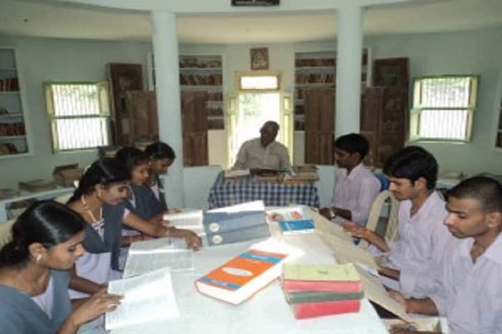 SVJV Sanskrit College campus in Kovvur, Andhra Pradesh, India — photo 1