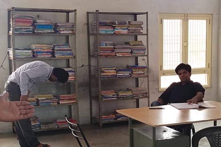 Chandra Shekhar Shastri Degree College campus in Bharatpur, Rajasthan, India — photo 2
