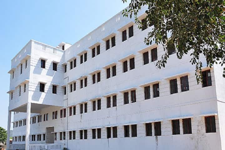 Roever Engineering College campus in Perambalur, Tamil Nadu, India — photo 5