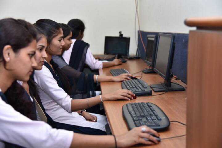 Dnyandeep Shikshan Prasarak Mandal Arts Commerce and Science College campus in Chandrapur, Maharashtra, India — photo 3