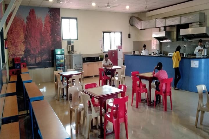NKES College of Arts campus in Mumbai, Maharashtra, India — photo 3