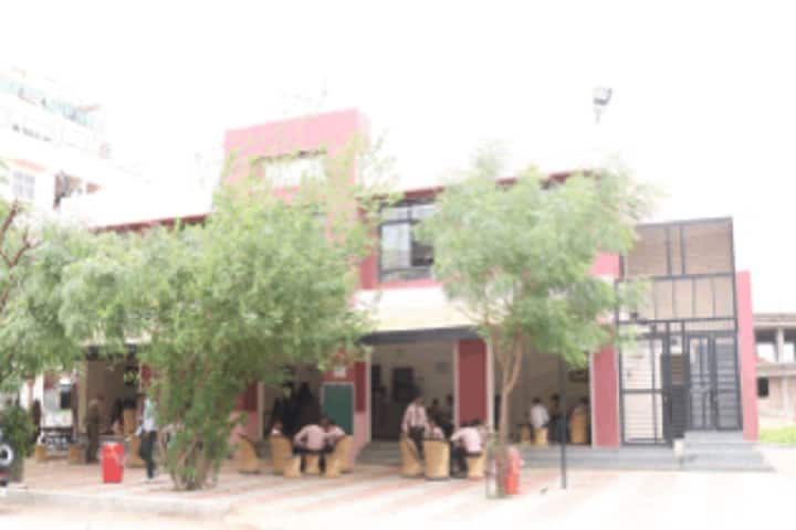 Dawood Haji Suleman Moose Jafari College of Science and Technology campus in Siddhpur, Gujarat, India — photo 3