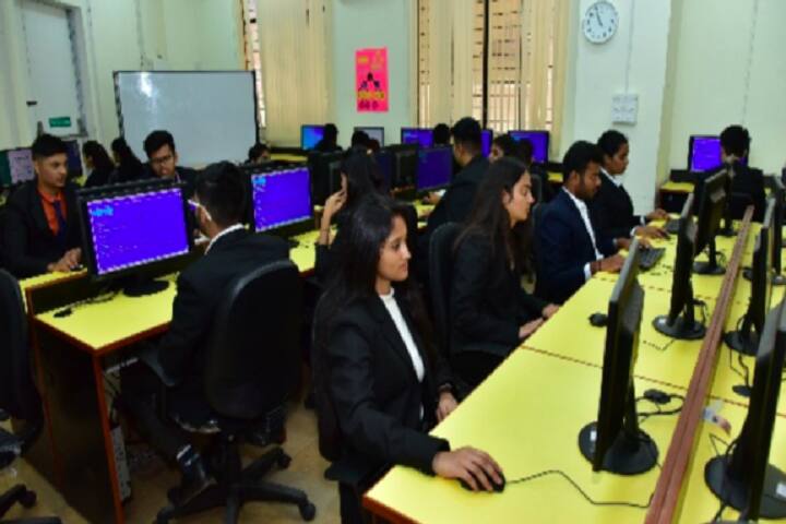 BMS College of Commerce and Management campus in Bangalore, Karnataka, India — photo 5
