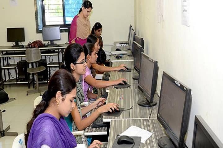 Art Commerce and Science College campus in Dharangaon Rural, Maharashtra, India — photo 4