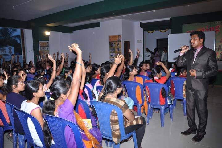 Vidyasagar College campus in Tumkur, Karnataka, India — photo 4
