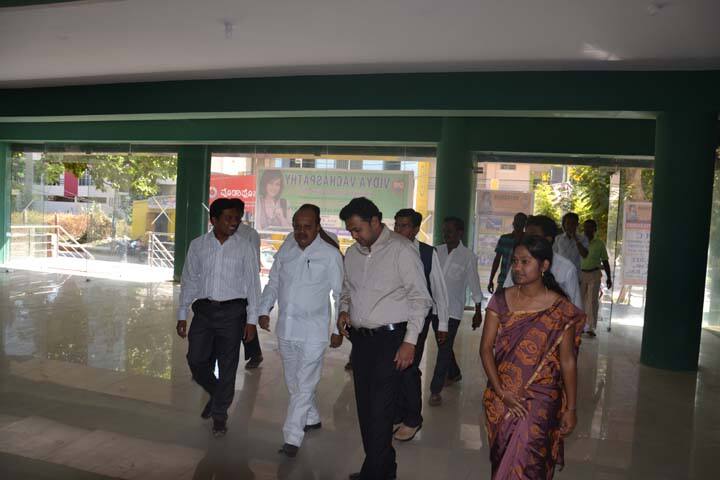 Vidyasagar College campus in Tumkur, Karnataka, India — photo 6