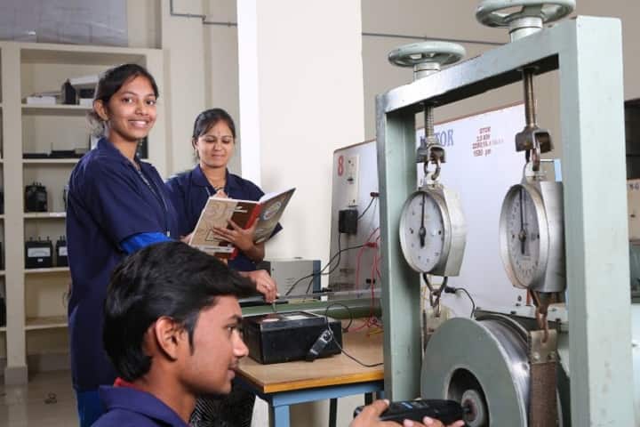 Mother Teresa Institute of Science and Technology campus in Khammam, Telangana, India — photo 2