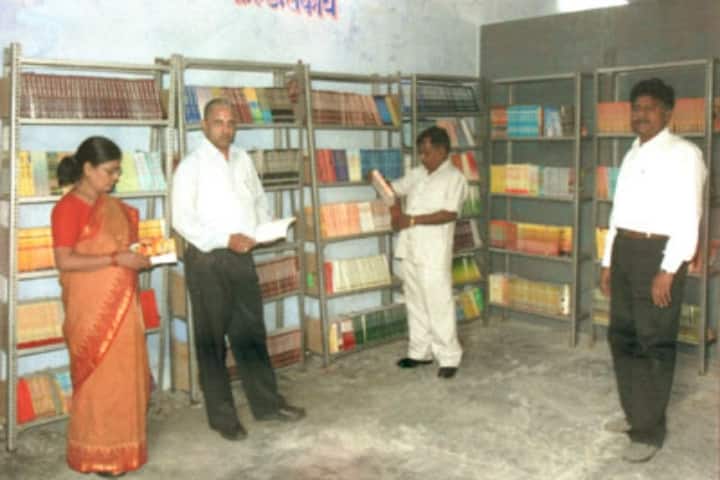 Smt Fulehra Smarak Mahila Mahavidyalaya campus in Ballia, Uttar Pradesh, India — photo 2