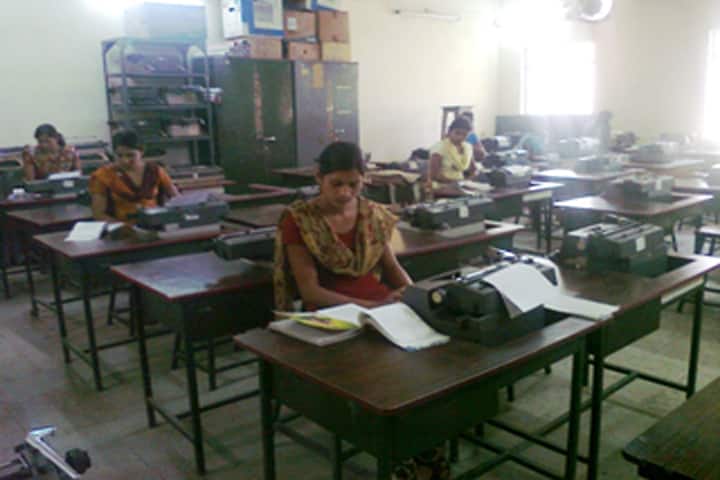 Government Girls Polytechnic campus in Raipur, Chhattisgarh, India — photo 2